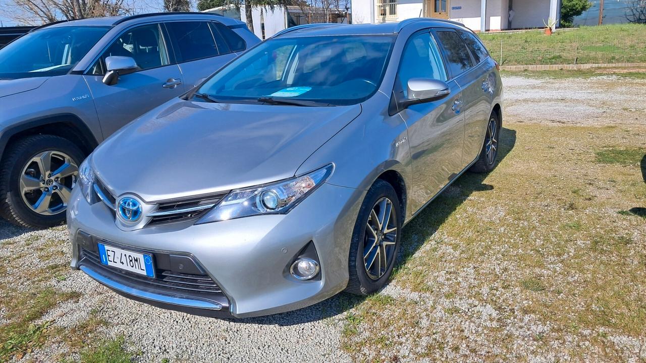 Toyota Auris Touring Sports 1.8 Hybrid Active Plus