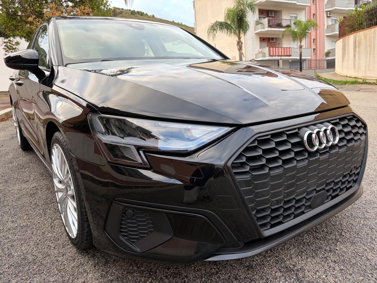 Audi A3 SPB 30 TFSI S line edition km certificati !!!