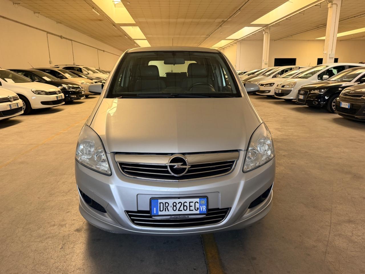Opel Zafira 1.6 16V ecoM 94CV Cosmo 7 POSTI