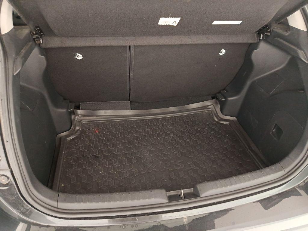 TOYOTA Yaris 4ª serie - Yaris 1.5 Hybrid 5 porte Business