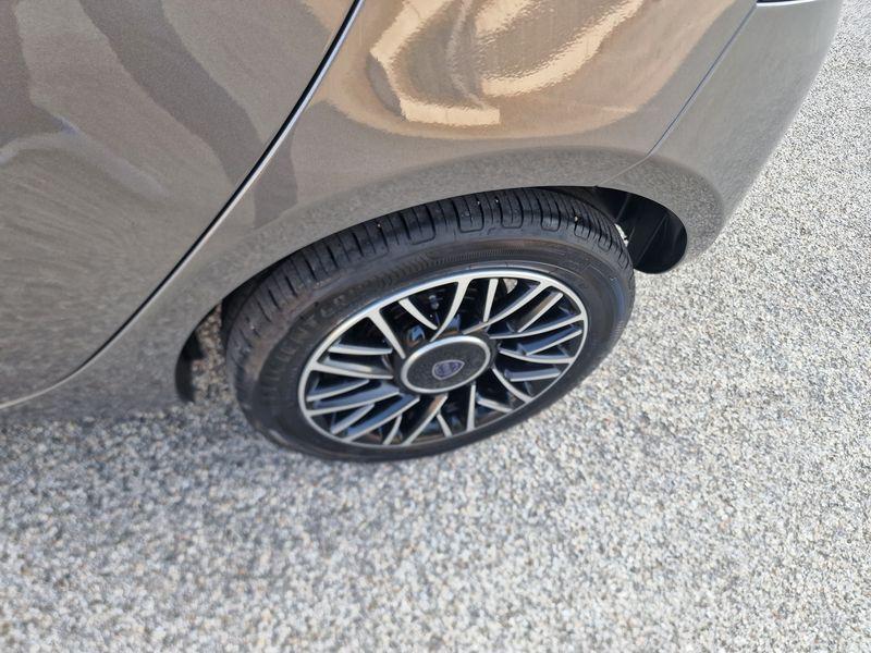 LANCIA Ypsilon 1.0 firefly hybrid Platino s&s 70cv