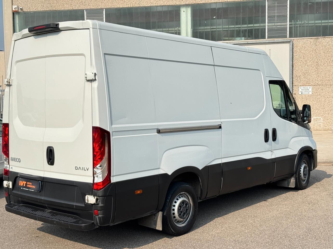 Iveco Daily 35S16V 2.3 HPT PLM-TA Furgone