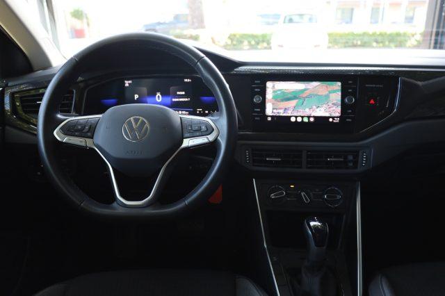 VOLKSWAGEN Taigo 1.0 TSI 110 CV DSG Automatica per NEOPATENTATI