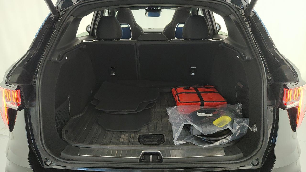 LYNK & CO 01 1.5 td phev auto