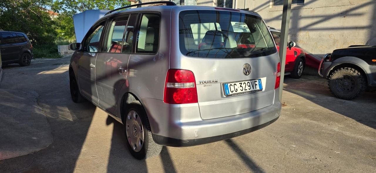 Volkswagen Touran 2.0 TDI 136CV 7 posti