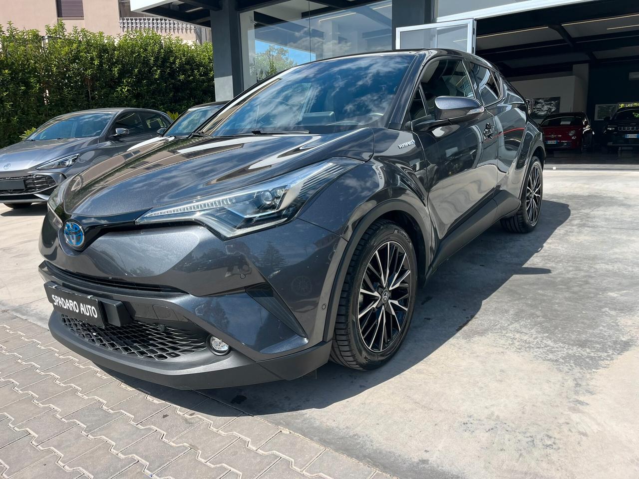 Toyota C-HR 1.8 Hybrid E-CVT Lounge