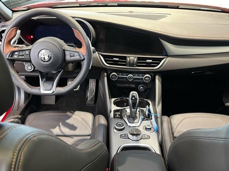Alfa Romeo Giulia Giulia 2.0 Turbo 280CV AT8 AWD Q4 Intensa