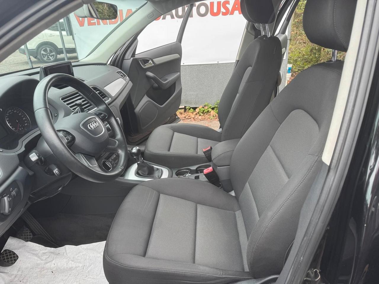 Audi Q3 2.0 TDI 120 CV Business