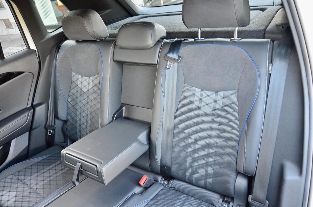 VOLKSWAGEN TIGUAN 2.0 TDI R-LINE 150cv DSG, UNICOPROPRIETARIO, GARANZIA VW 5/28, UFF ITALIANA, IQ LED, SEDILI A GUSCIO, 19″, PERMUTE