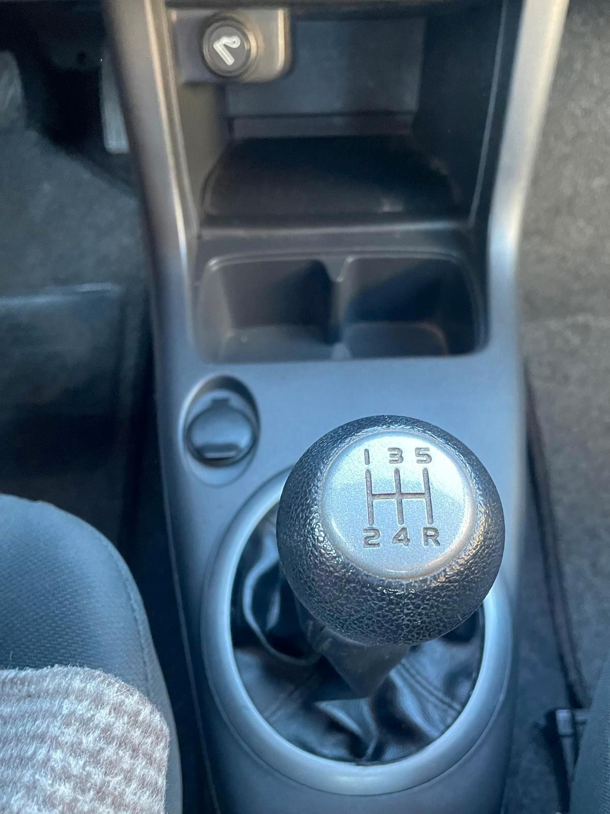 Suzuki Swift 1.3 75 cv