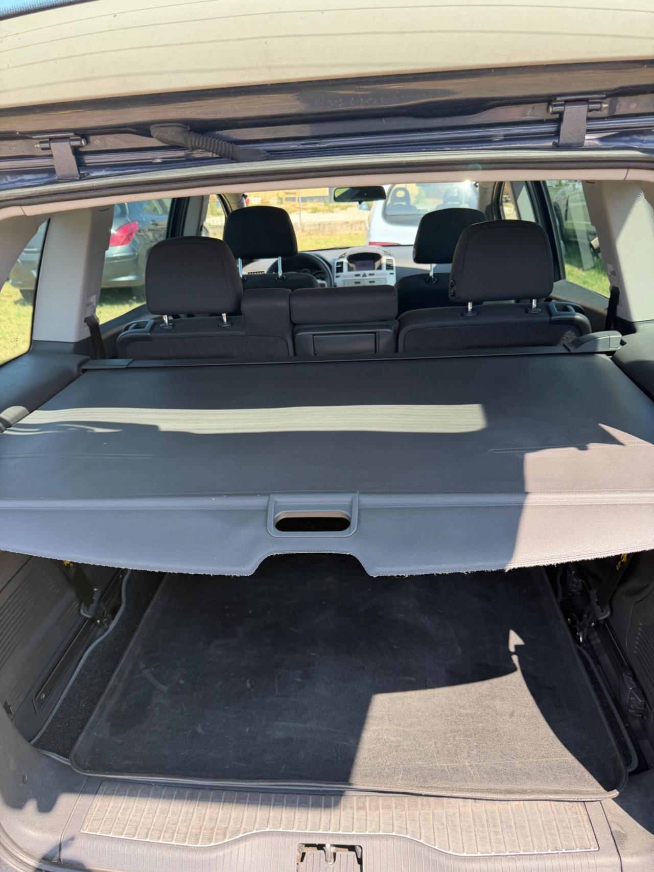 Opel Zafira 1.6 16V VVT Cosmo