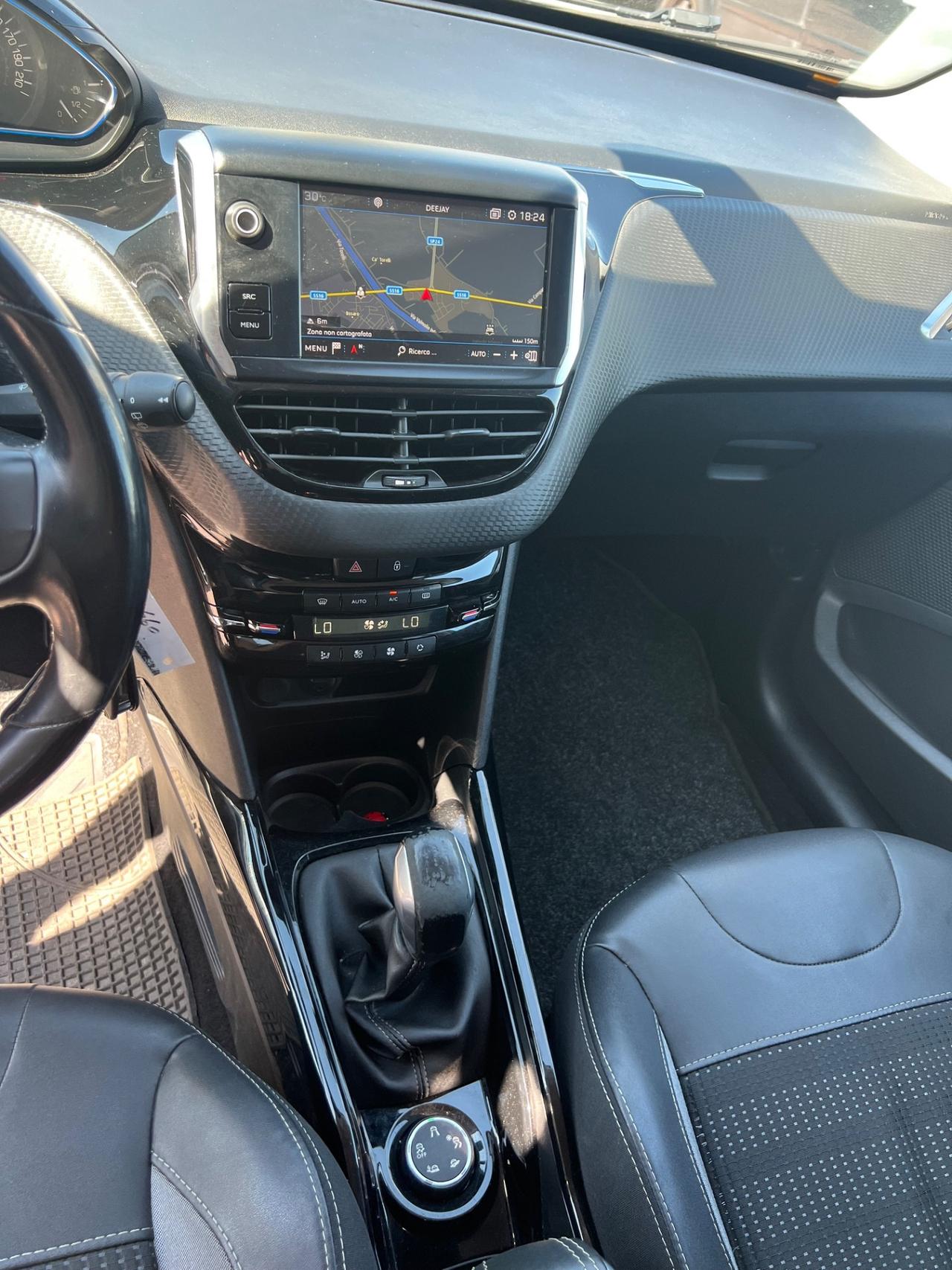 Peugeot 2008 BlueHDi 100 Allure