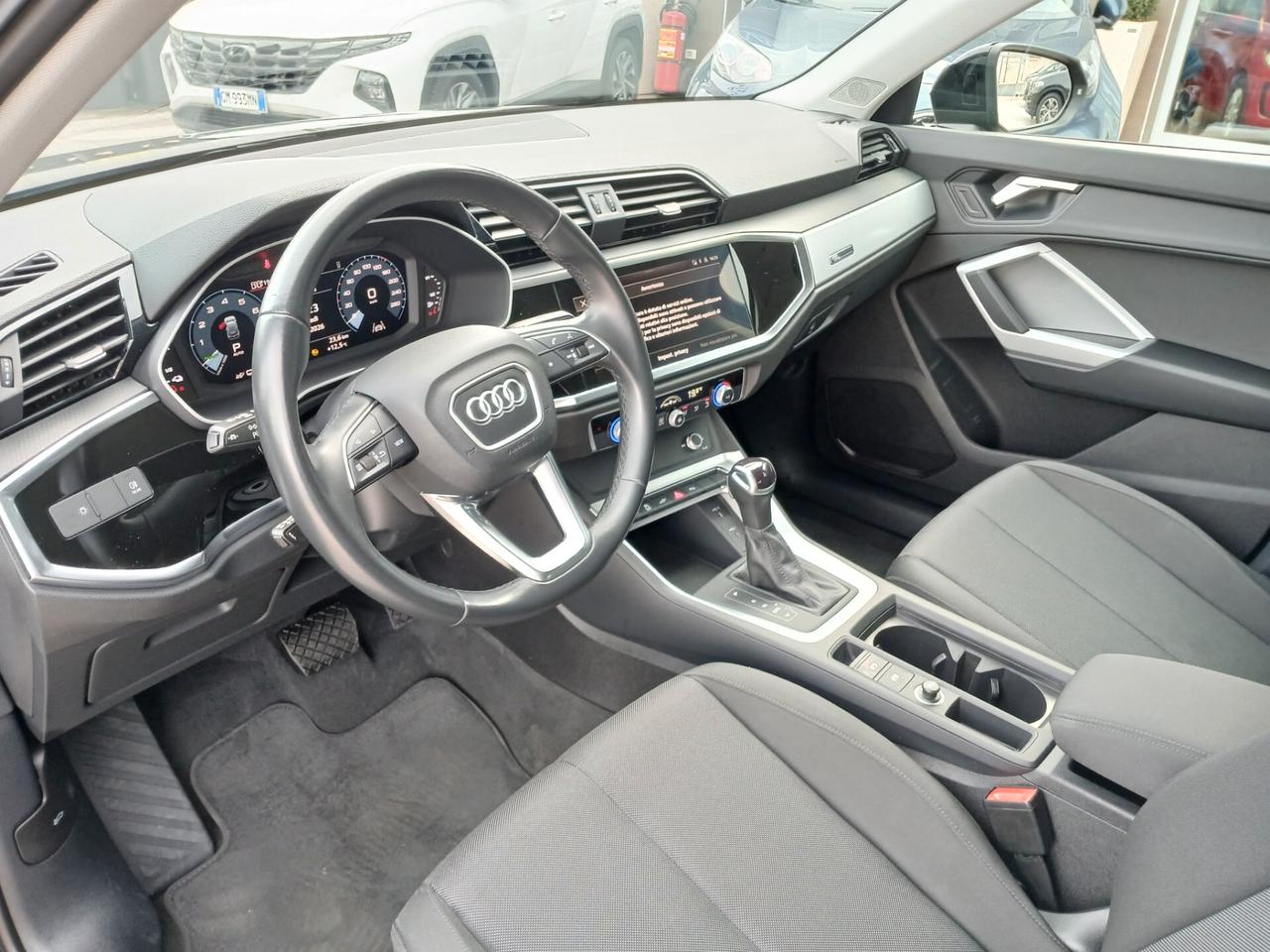 Audi Q3 45 TFSI e S TRONIC PHEV 2022