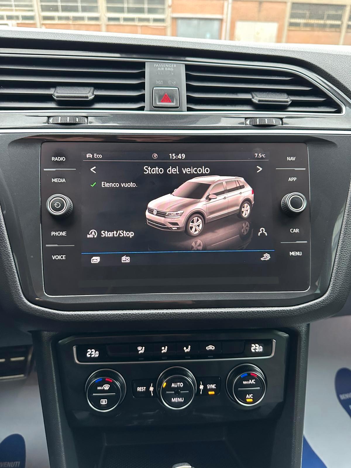 Volkswagen Tiguan 2.0 TDI SCR DSG 4MOTION R-LINE PACK TETTO PANORAMICO ED APRIBILE