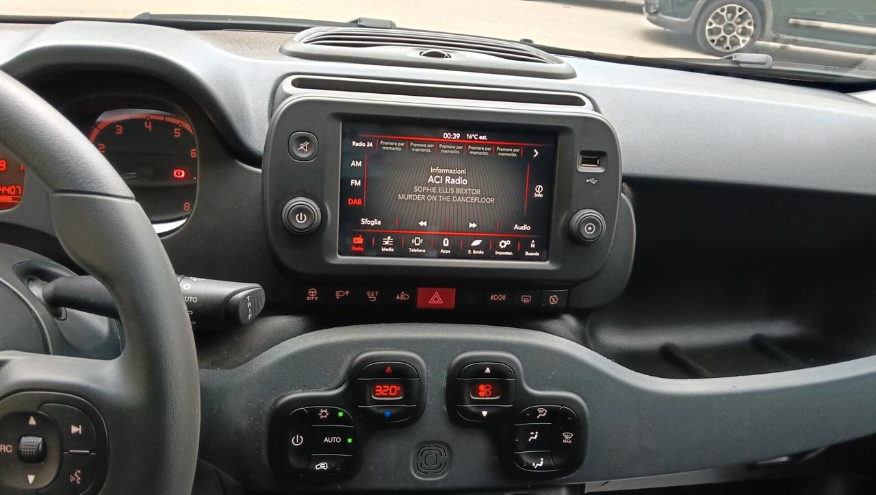 Fiat Panda Cross HYBRID -PREZZO PROMO!