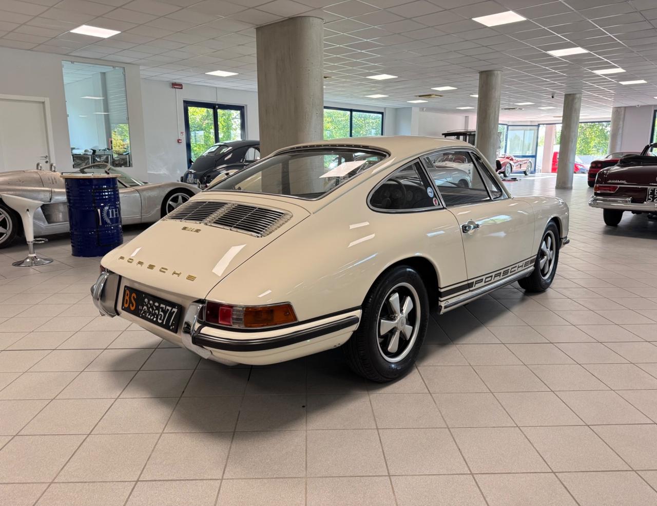Porsche 911 2.0S SWB Coupe