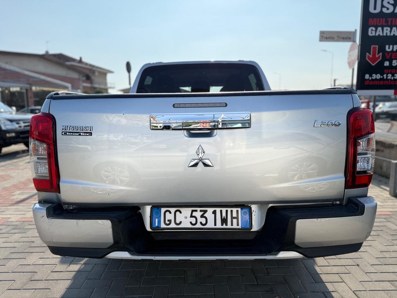Mitsubishi L200 2.3 D Double Cab 4x4 Super Select Intense