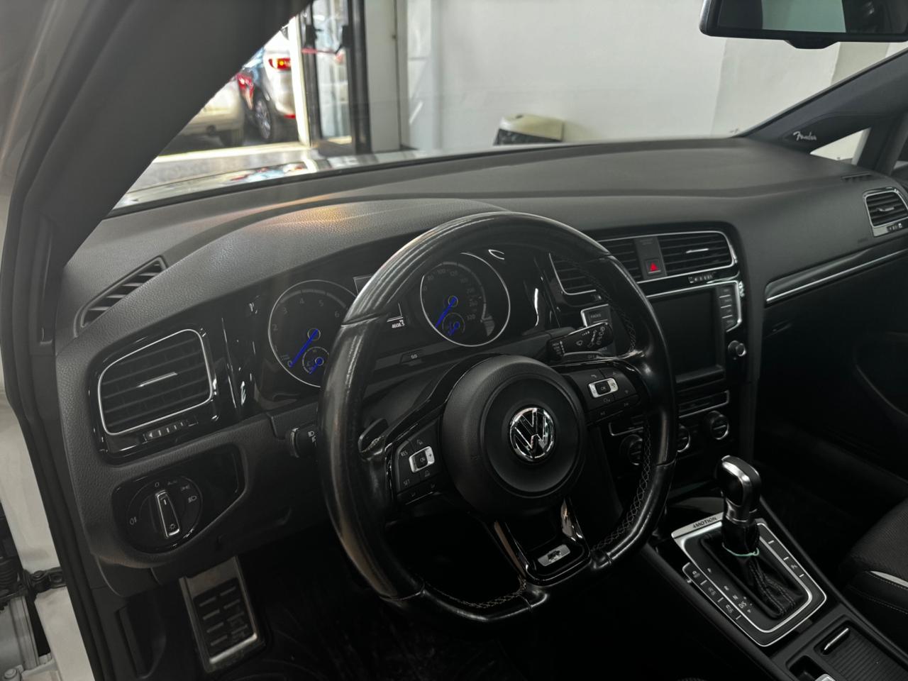 Volkswagen Golf R 2.0 DSG 5p.