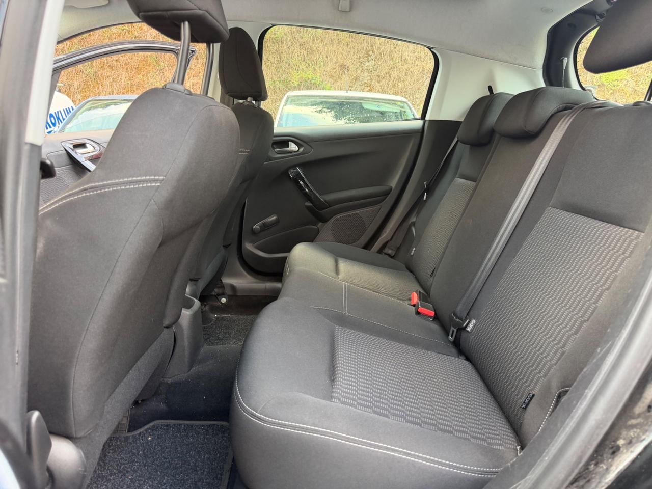 Peugeot 208 1.2 PureTech 82cv - euro6 - 2016