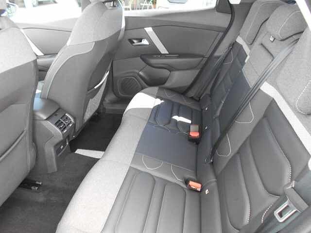 Citroen C4 130 EAT8 Shine Fin 9Perfet Scon 40%