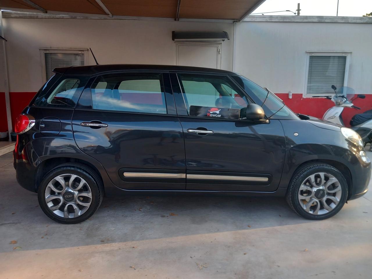 Fiat 500L 1.4 T-Jet 120 CV GPL Lounge TETTO PELLE PARZIALE SENSORI CERCHIO 17 GARANZIA