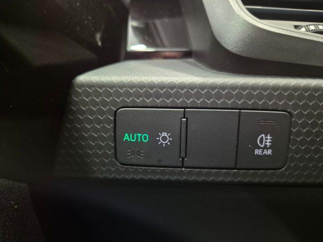 AUDI A1 SPB 25 TFSI - NEOPAT. - Carplay - Sens. Park.