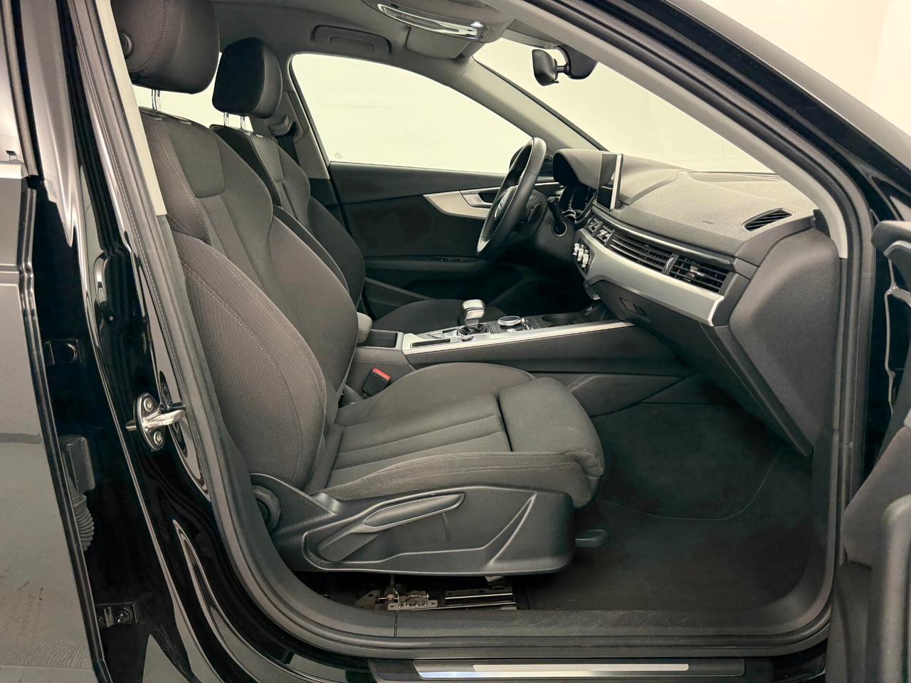 Audi A4 Avant 2.0 TDI 150 CV ultra Business Sport LED/NAVI VIRTUAL/S.TRONIC/1 PROPIETARIO