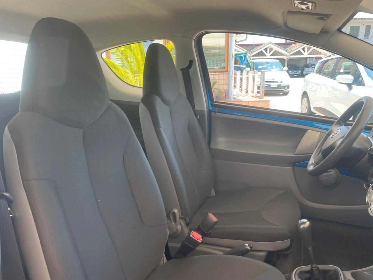 Toyota Aygo 1.0 12V VVT-i 3 porte Deep Ocean Connect