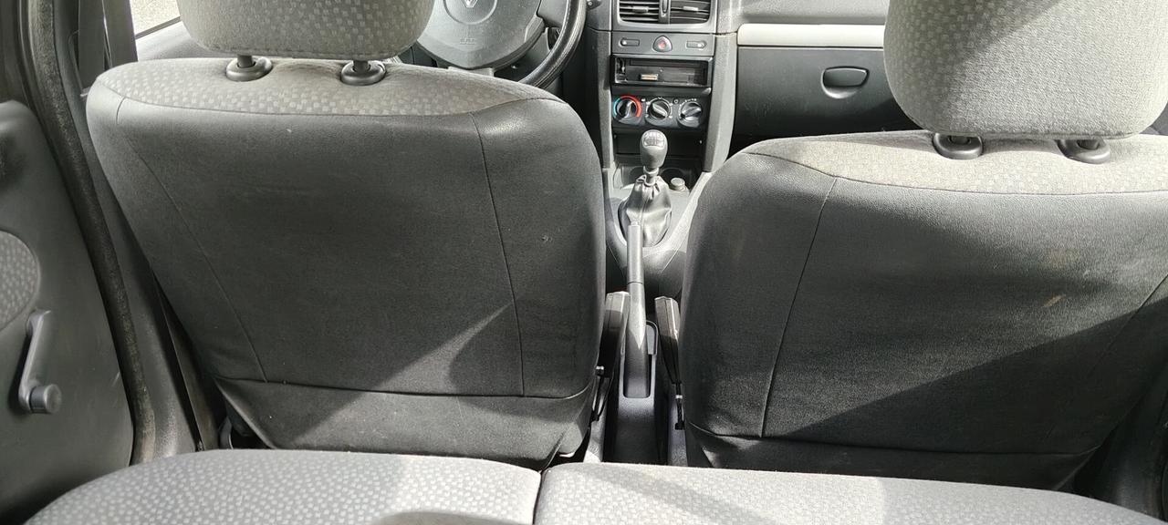 Renault Clio Storia 1.2 5 porte GPL Confort
