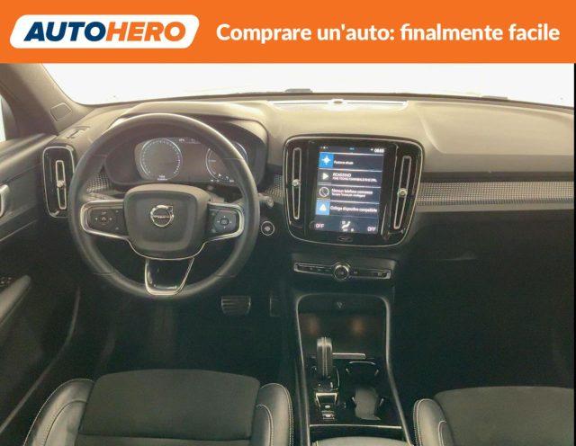 VOLVO XC40 T5 Recharge Plug-in Hybrid R-design