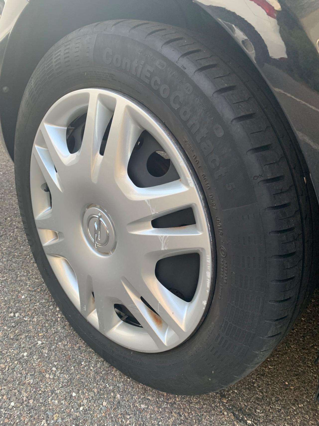 Opel Corsa 1.2 5 porte Advance