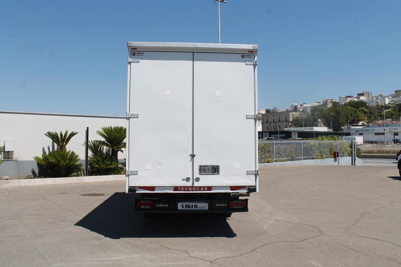 Iveco daily 35-140 cassa box