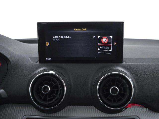 AUDI Q2 Q2 30 TDI Business