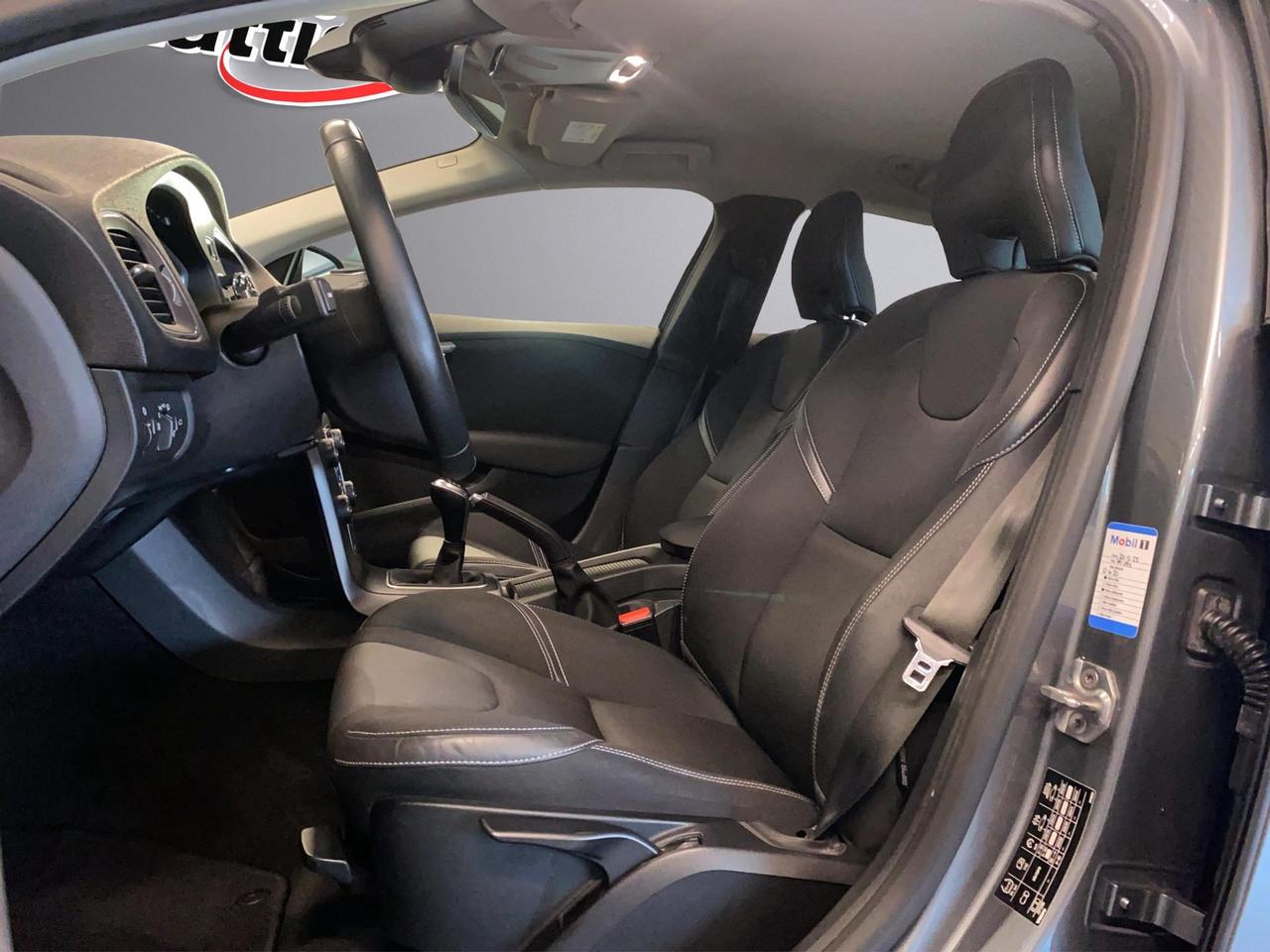Volvo V40 2.0 d2 Business Plus my19