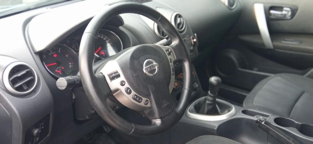 Nissan Qashqai 1.5 dCi n-tec leggi!