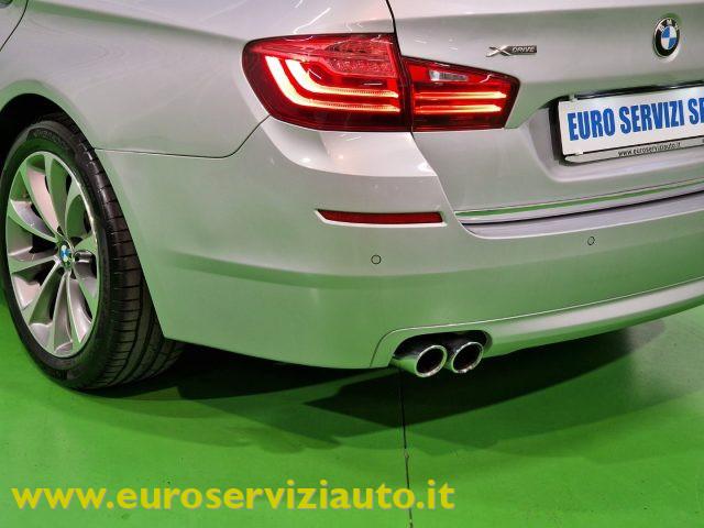 BMW 530 d xDrive 249CV Touring Luxury