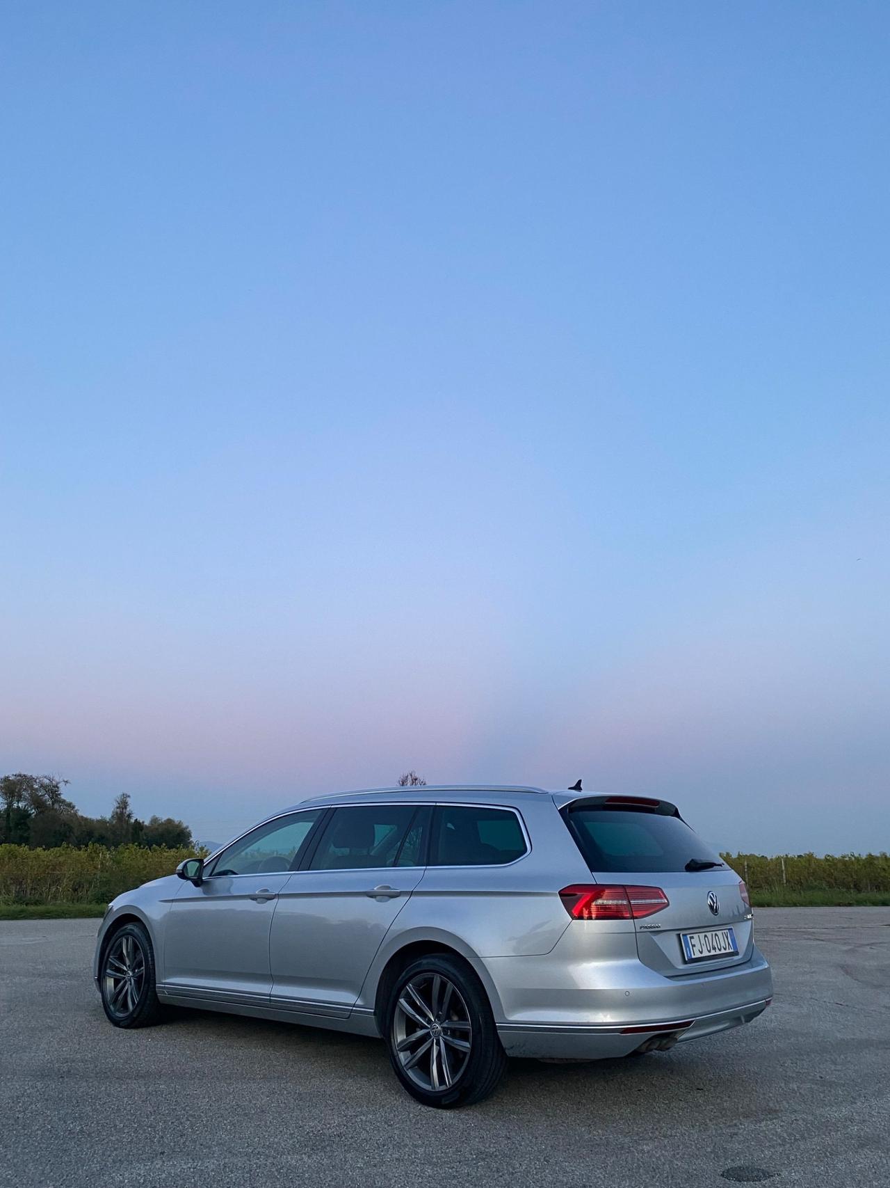 Volkswagen Passat 2.0 TDI 190 CV DSG Highline BlueMotion Tech.