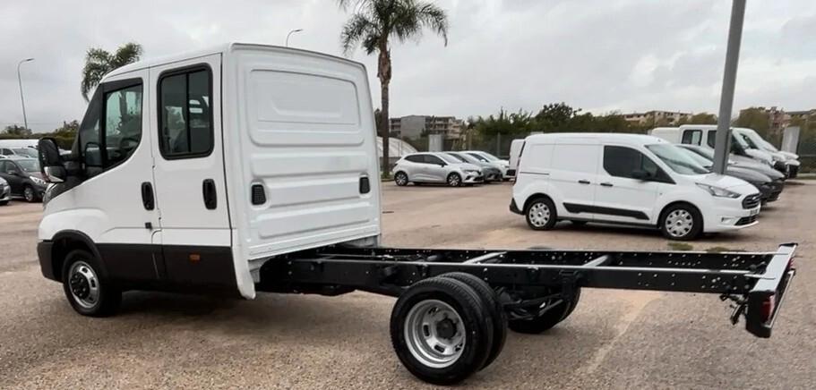 IVECO DAILY 35C16 2.3 156cv 3750mm 7Posti
