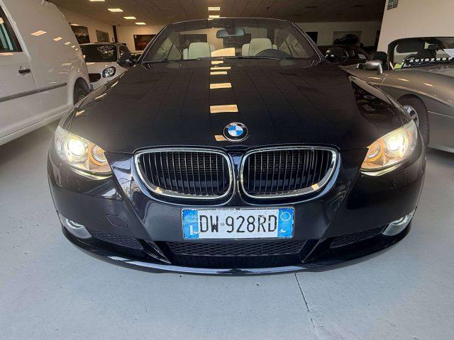 BMW 320 Serie 3 E93 Cabrio 320d Cabrio Attiva