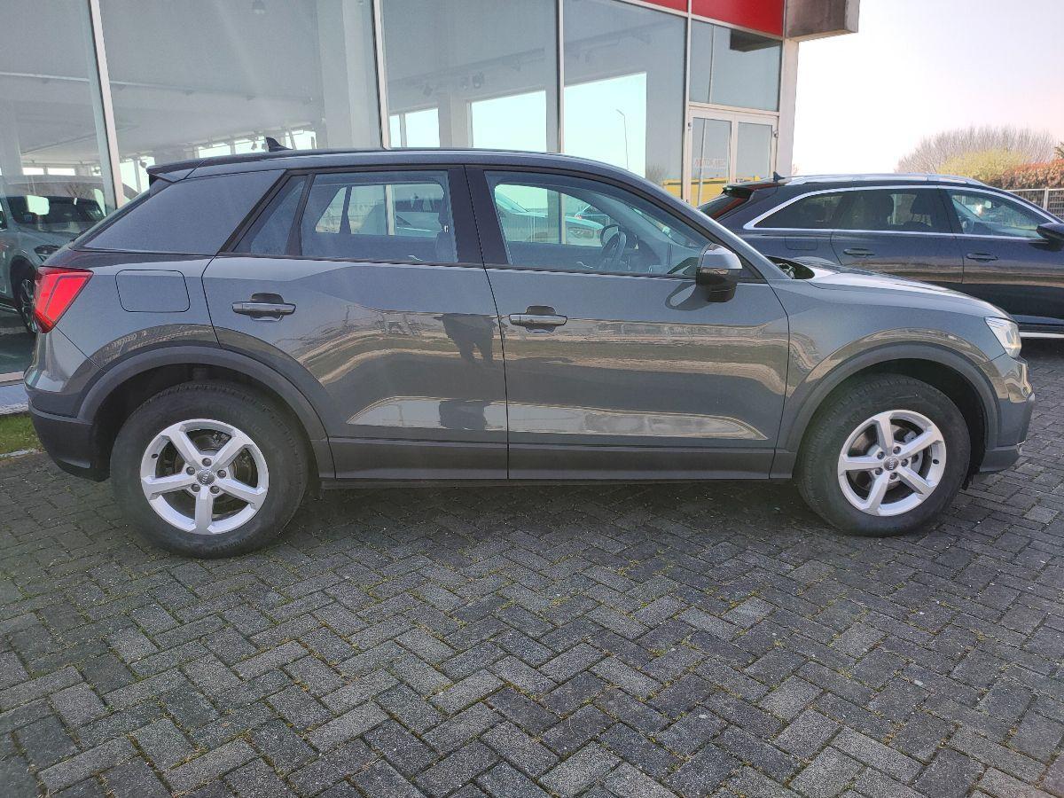 AUDI - Q2 - 1.6 TDI S tronic Business