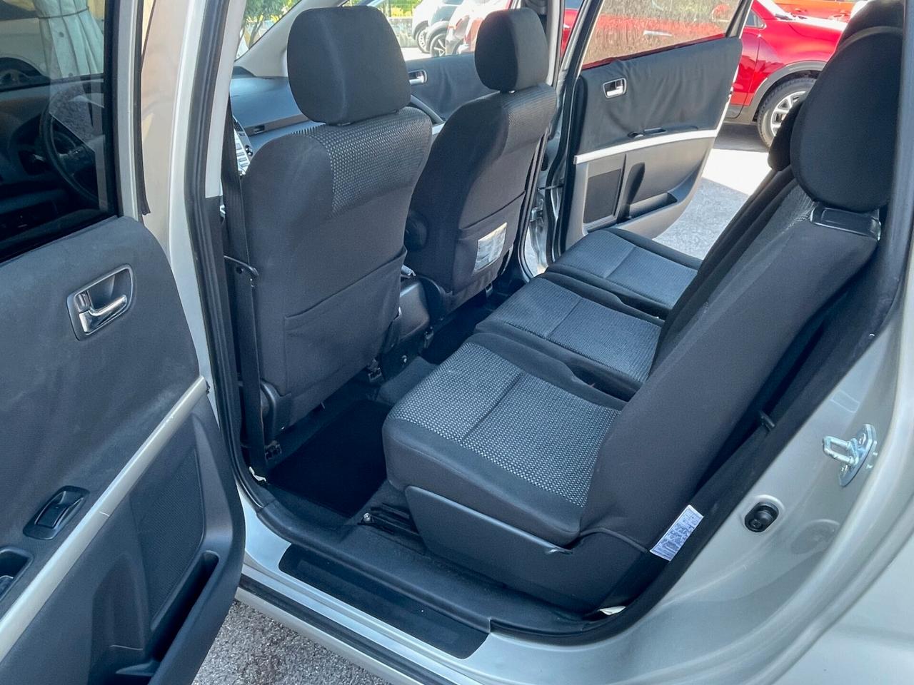 Toyota Corolla Verso 2.2 D-4D Sol 7 posti