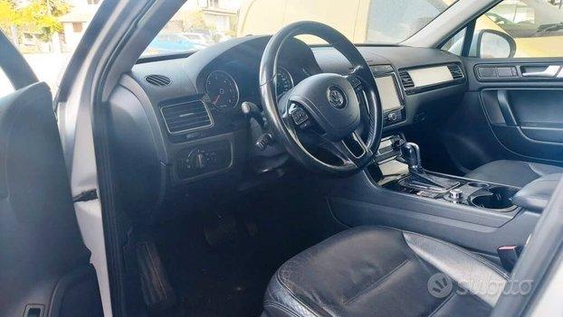 Volkswagen Touareg 3.0 TDI PROBLEMI AL MOTORE