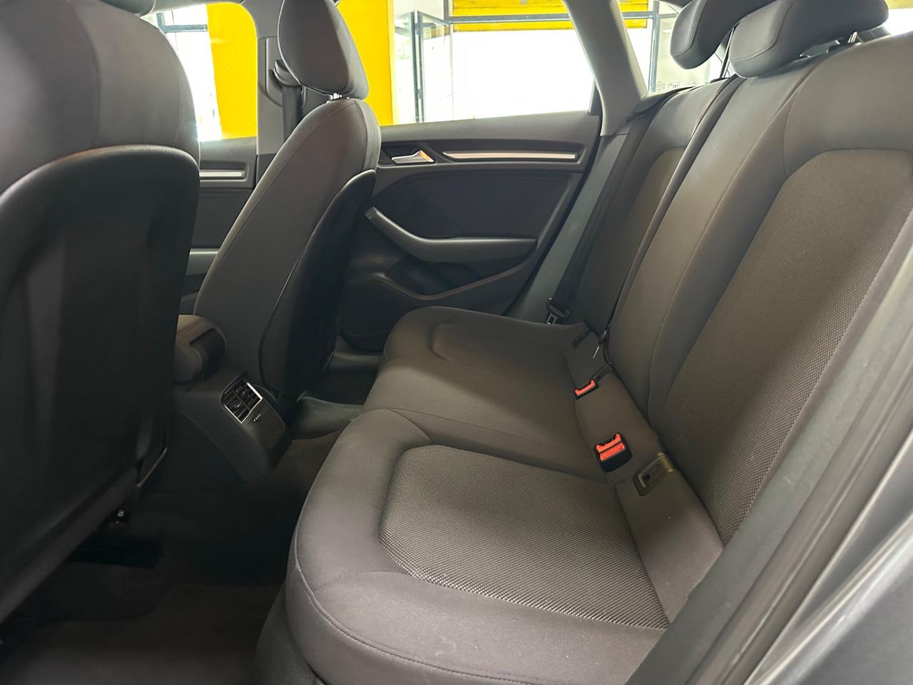 Audi A3 SPB 35 TDI S tronic Business
