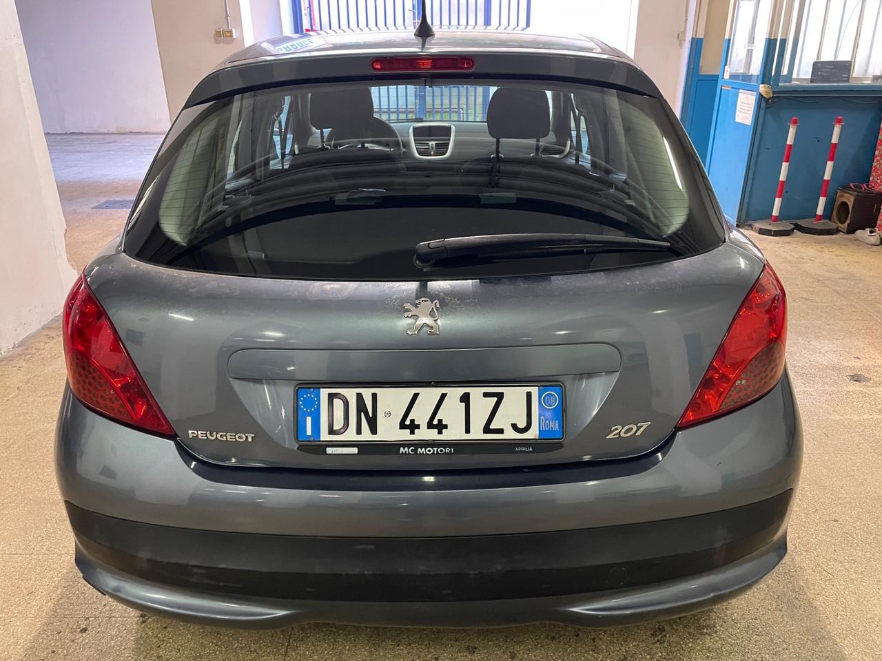 Peugeot 207 1.4 8V 75CV 5p. Energie