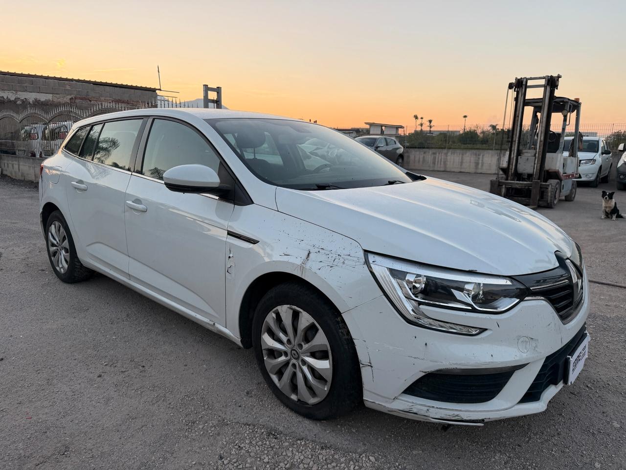 RENAULT MEGANE SPORTER 2019 1.5 DIESEL *MOT ROTTO