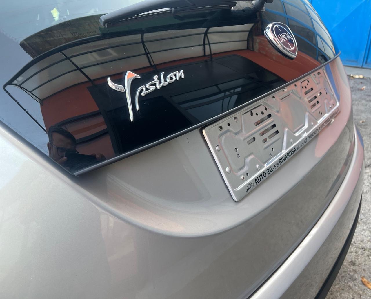 Lancia Ypsilon1.2 69CV Platinum-solo 32000Km-