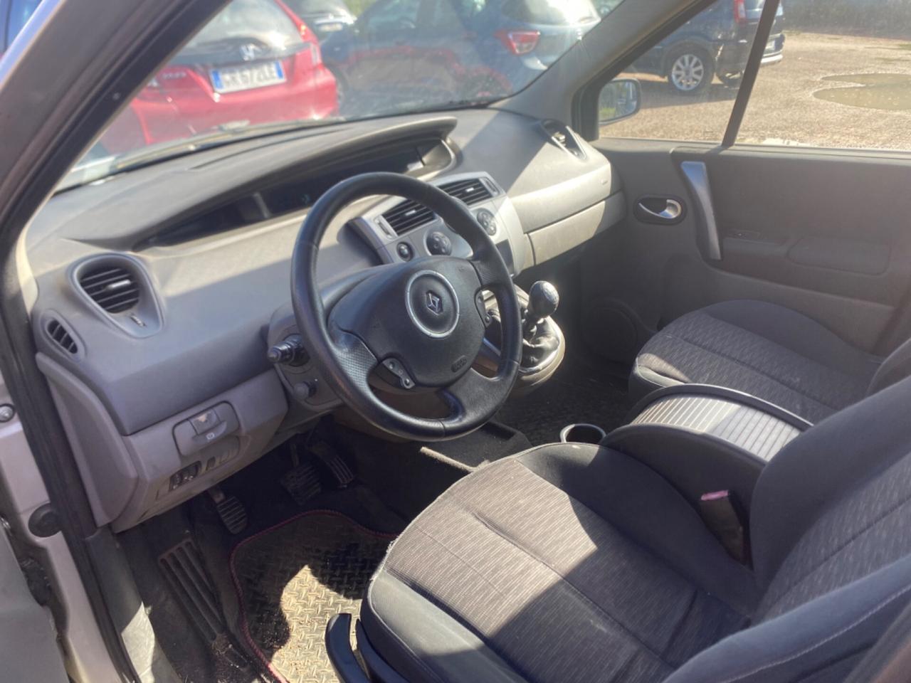 RENAULT SCENIC 1.5 DCI 2007 FRIZIONE DA SOSTITUIRE