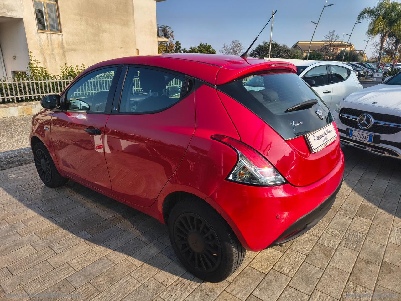 LANCIA Ypsilon 1.2 69 CV 5p. GPL Ecochic Ele.Bl