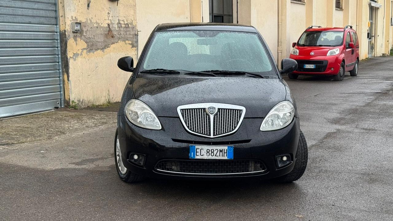 Lancia Ypsilon 1.4 Elle Ecochic GPL