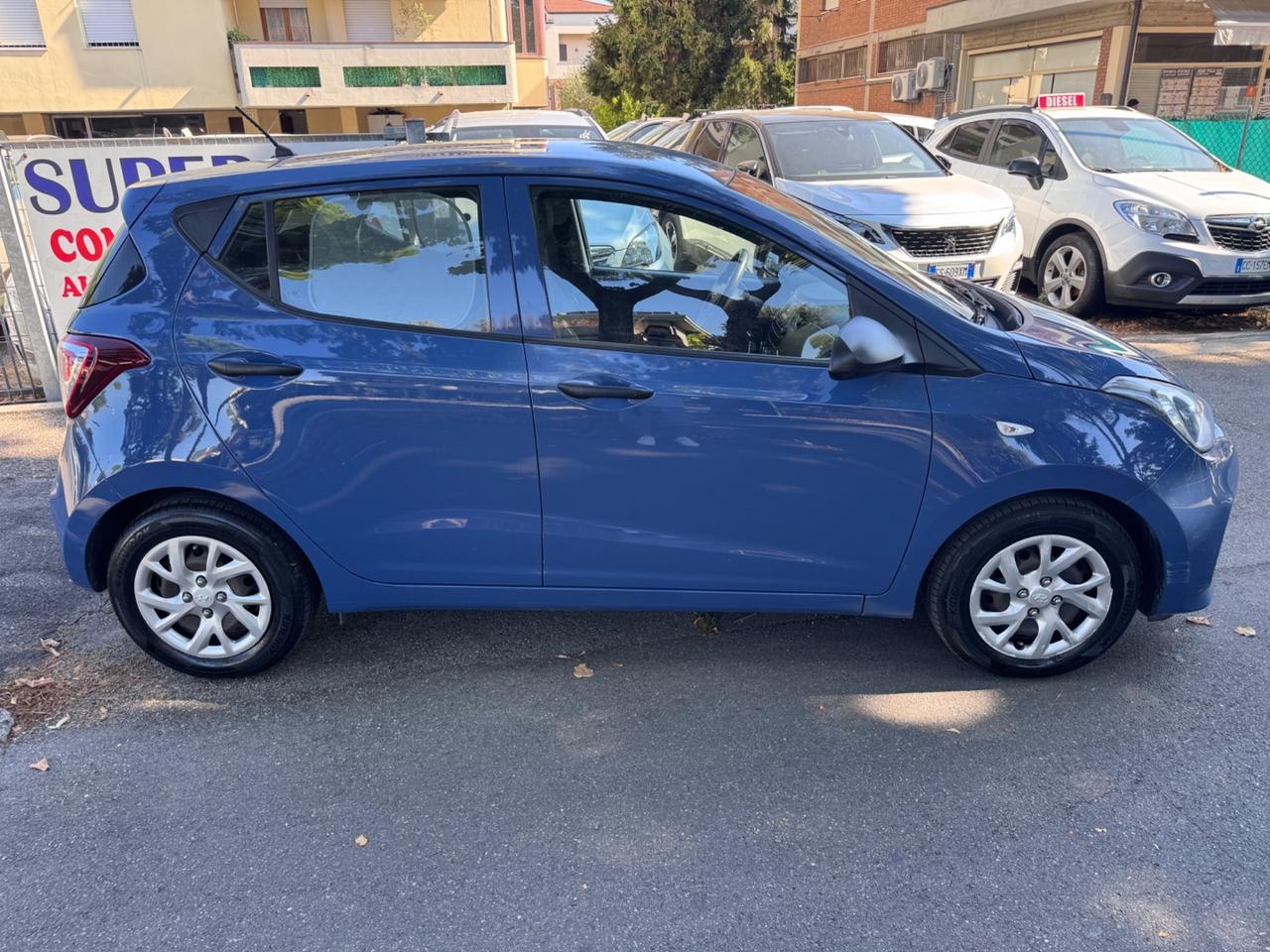 Hyundai i10 1.0 BENZINA neopaten GARANZIA 12 mesi